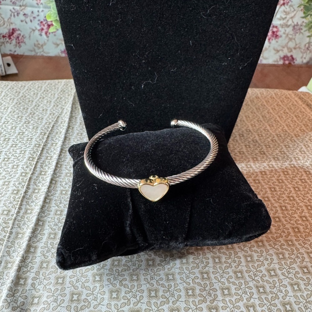 Elegant Silver and Gold Heart Bracelet